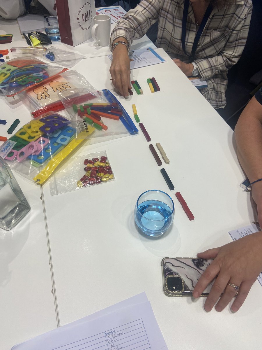 char_cooper92's tweet photo. Reception Jigsaw Day 2 is off to a flying start today in London 🌟 Mathematical talk and questioning 🤩 @WhiteRoseMaths https://t.co/ZXQaWNkGOg