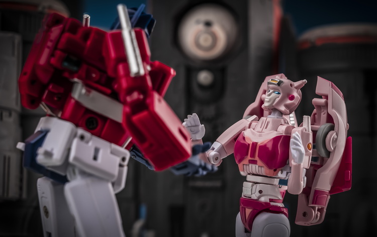 BombusbeeNet's tweet photo. 【Pre-order】Newage NA H48C Christine Elita One Aerial

Link:
https://t.co/H1OgYEW49X

#Newage #H48C #Christine #Elita #arcee #transformers #transformersg1 #transformerstoys #transformerscollection #transformers1 #transformers4 #transformers3 #transformers2 #transformer https://t.co/tneltGoNoz