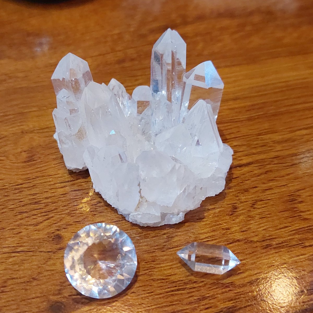 GeeksCrystal's tweet image. 간만에 플리마켓에서 산 나석들로 만들어본 결정/나석 세트