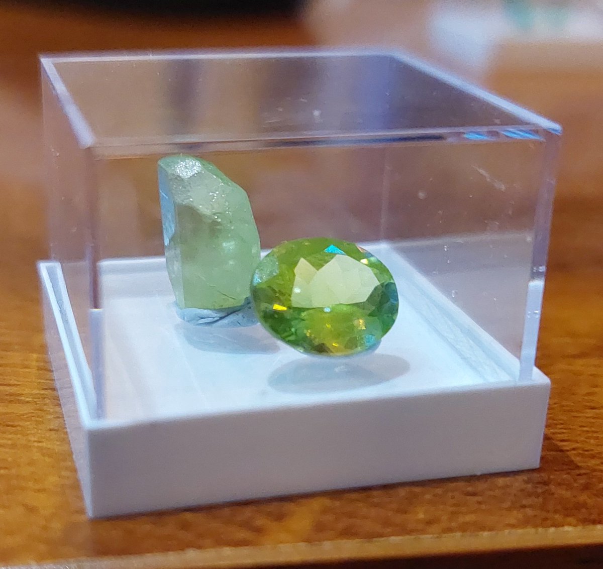 GeeksCrystal's tweet image. 간만에 플리마켓에서 산 나석들로 만들어본 결정/나석 세트