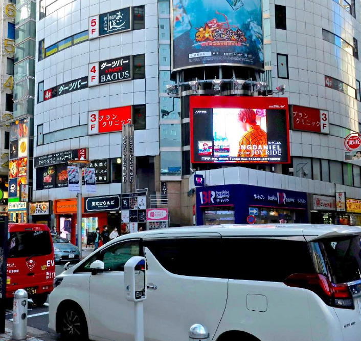 Fe3UuS0aAAAZ11t?format=png&name=900x900