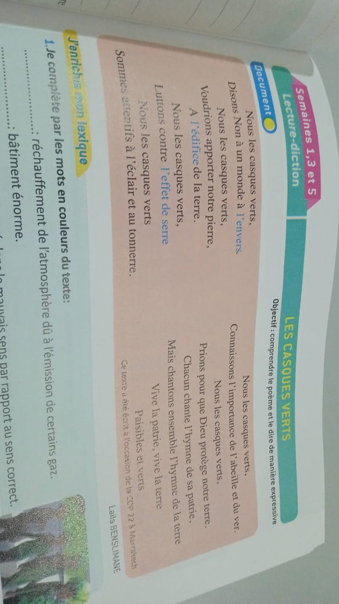LBensliman's tweet photo. Dans le nouveau manuel de CE6 figure l'une des chansons produite par l'association ainsi qu'un témoignage à propos de notre programme : l'école est belle dimanche !🙏
@ilhamlaaziz https://t.co/LFVk3TUdQg