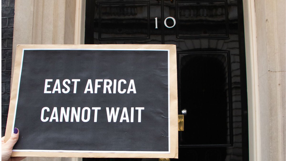 Join @AAH_UK, @savechildrenuk, @PlanUK, @christian_aid and @oxfamgb TODAY at 5pm in Parliament Square, London to demand action from Prime Minister, @trussliz by setting off alarm bells to draw attention to the the millions of people facing life-threatening hunger in Africa.