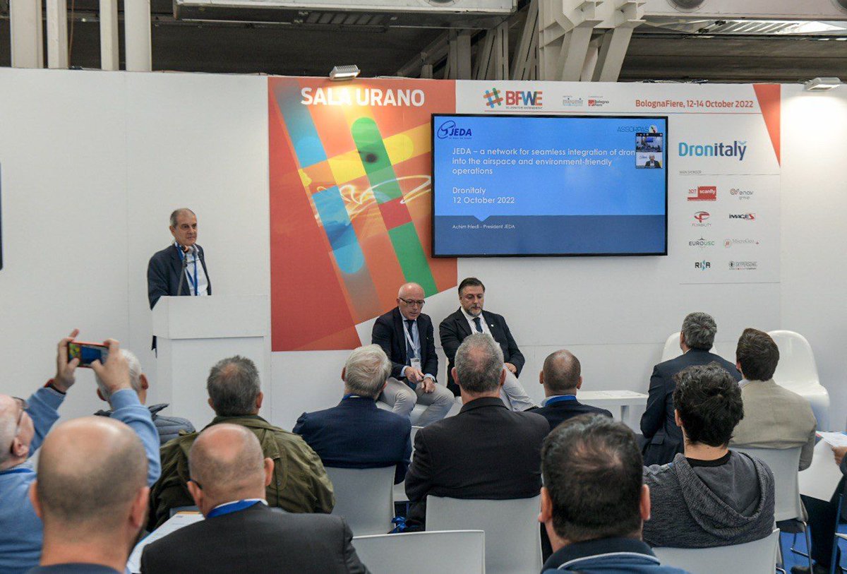 📣News da <a href="/Dronitaly/">Dronitaly</a>
I #DRONI PER IL CONTROLLO DELLE INFRASTRUTTURE
Grazie per gli interventi a: #JEDA - Joint European Drone Associations, #ANSFISA, <a href="/unict_it/">Unict</a>, <a href="/RINA1861/">RINA1861</a>, #ANTX, <a href="/Flyability/">*</a> <a href="/Microgeo/">Microgeo Informática</a>
#Digitalizzazione #Innovazione