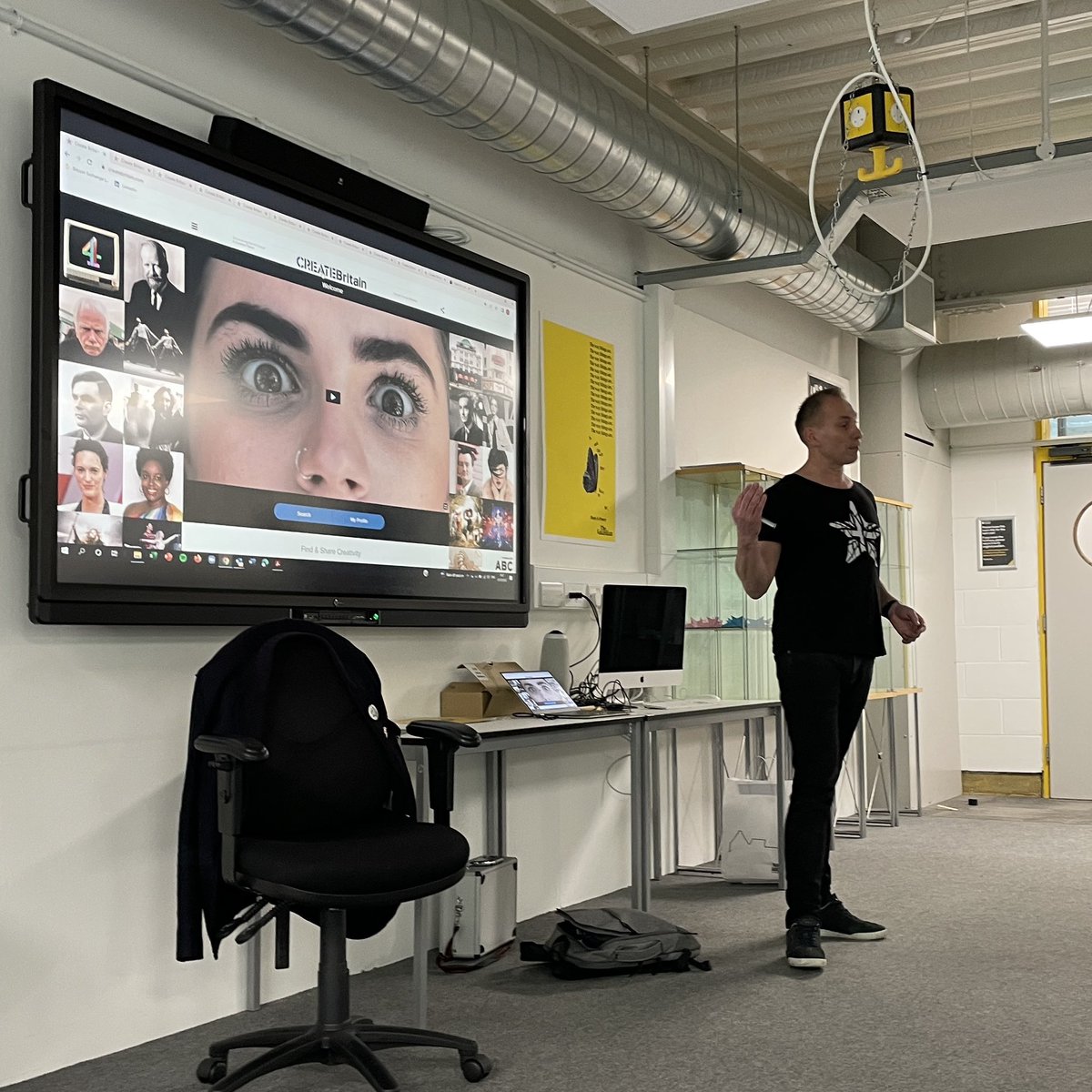 ArtsUOS's tweet image. It was great to have Richard Woods on campus today talking all things @CreateBritain to final year Graphic Design and Illustration students.
