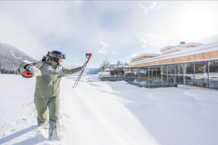 Agendaviaggi's tweet image. Dove uscire dalla stanza dell’Hotel con gli sci ai piedi

#gradonna #gradonnamountainresort #kals #kalsamgrossglockner #grossglockner #pauschale #meinbergtirol #enjoyosttirol #miaalpina #zillertal #family #retreat #zillertal #winterwonderland #familytime 
agendaviaggi.com/dove-uscire-da…