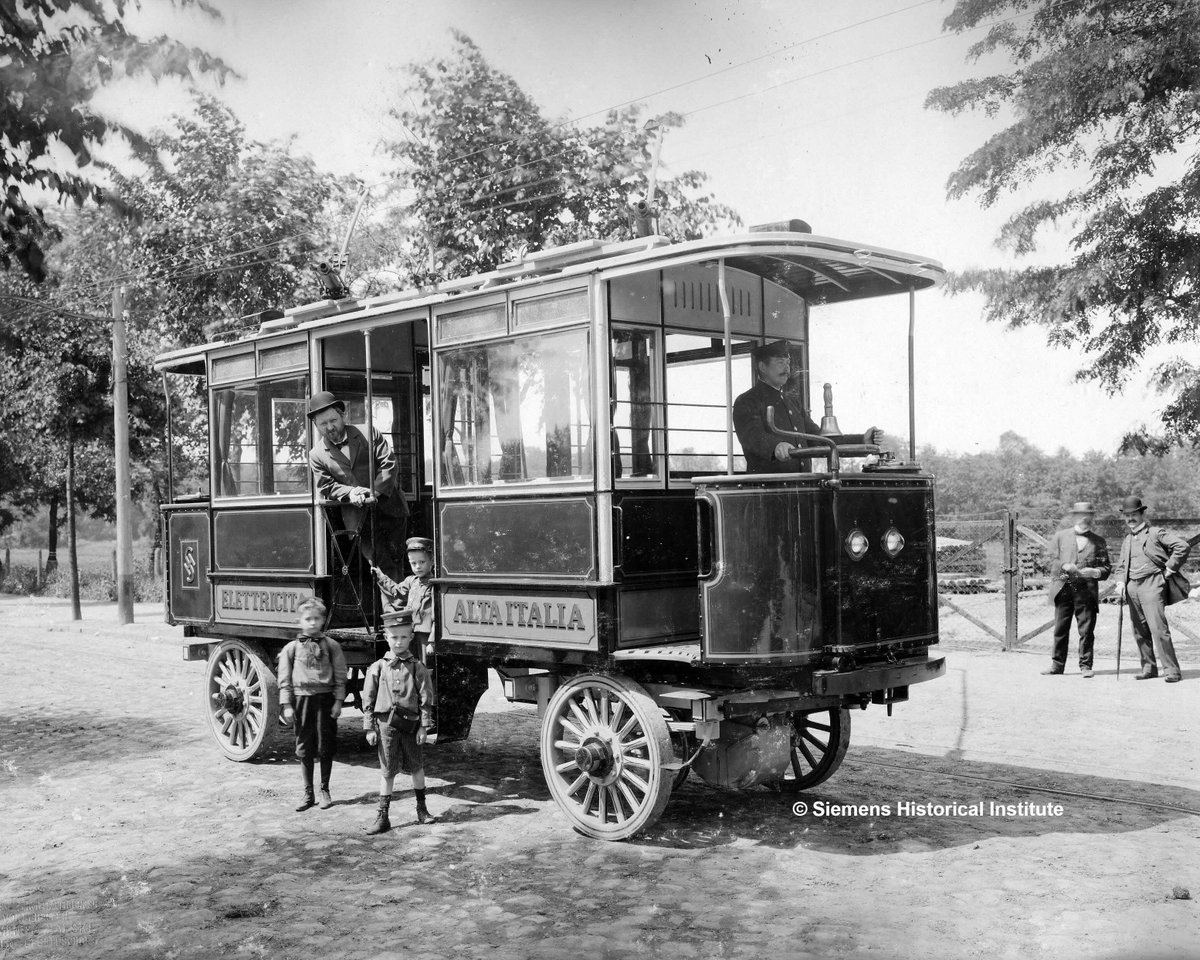 SiemensInfra's tweet photo. Today, @Siemens is celebrating its 175th birthday. 🥳 
Looking back at some outstanding #infrastructure innovations, like the world's 1st electric elevator or the first #eCar. Sending thanks to the many brilliant inventors over the last 175 years. 

#Siemens175 #siemenshistory https://t.co/BPeXWRlRQw