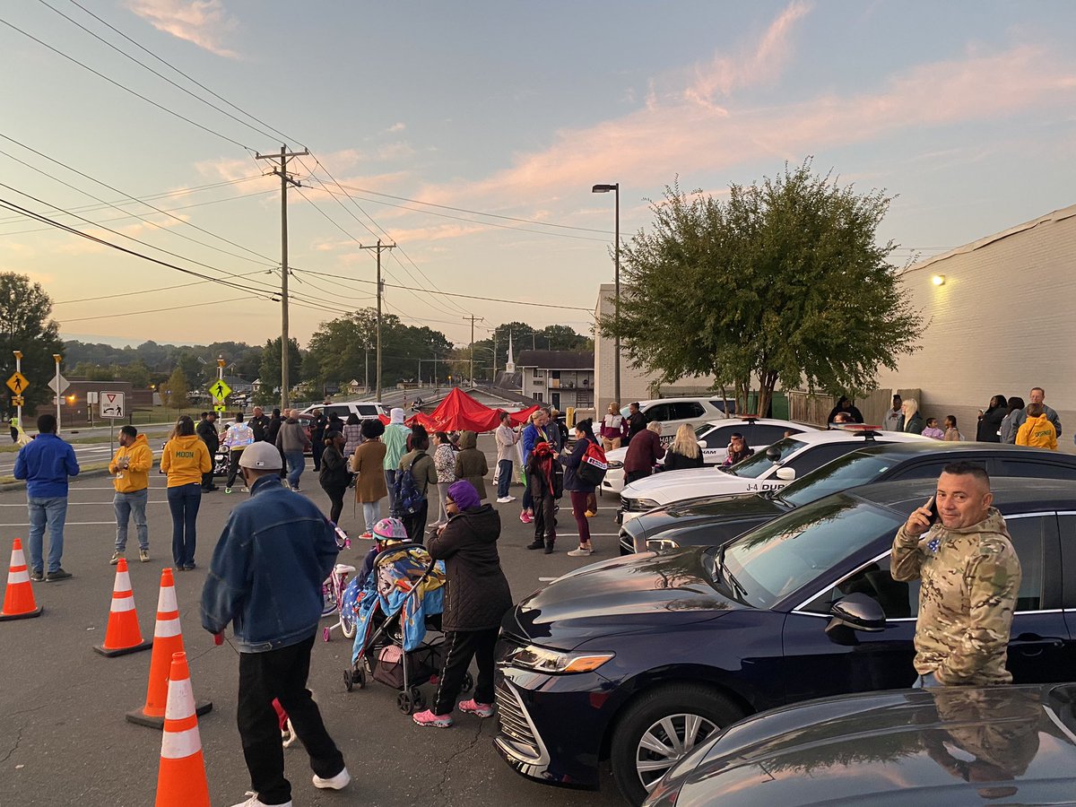 This morning we’re at <a href="/eastwayeagles/">Eastway Eagles</a> Elementary as part of the #BikeWalkRoll Event! We would like to remind motorists in the area to be aware of pedestrian and bicycle traffic while following school zone speed limits!