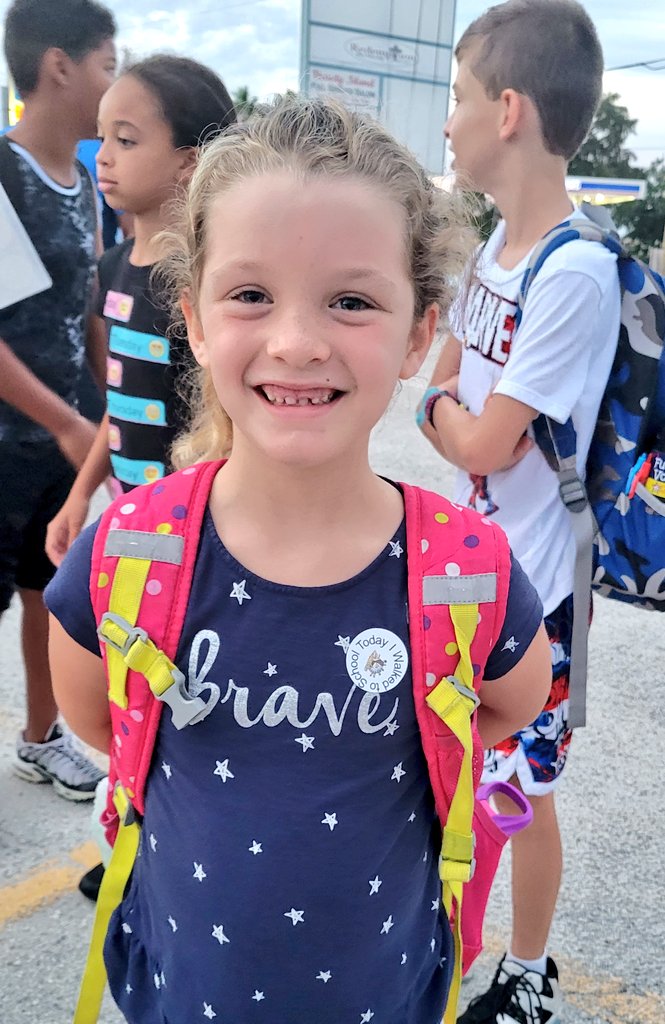 Happening now! We're out in Merritt Island getting ready to walk and roll to Audubon Elementary! Check out these cuties sporting "I walked to school today" stickers. 🤩😍 #WalkRollToSchool
