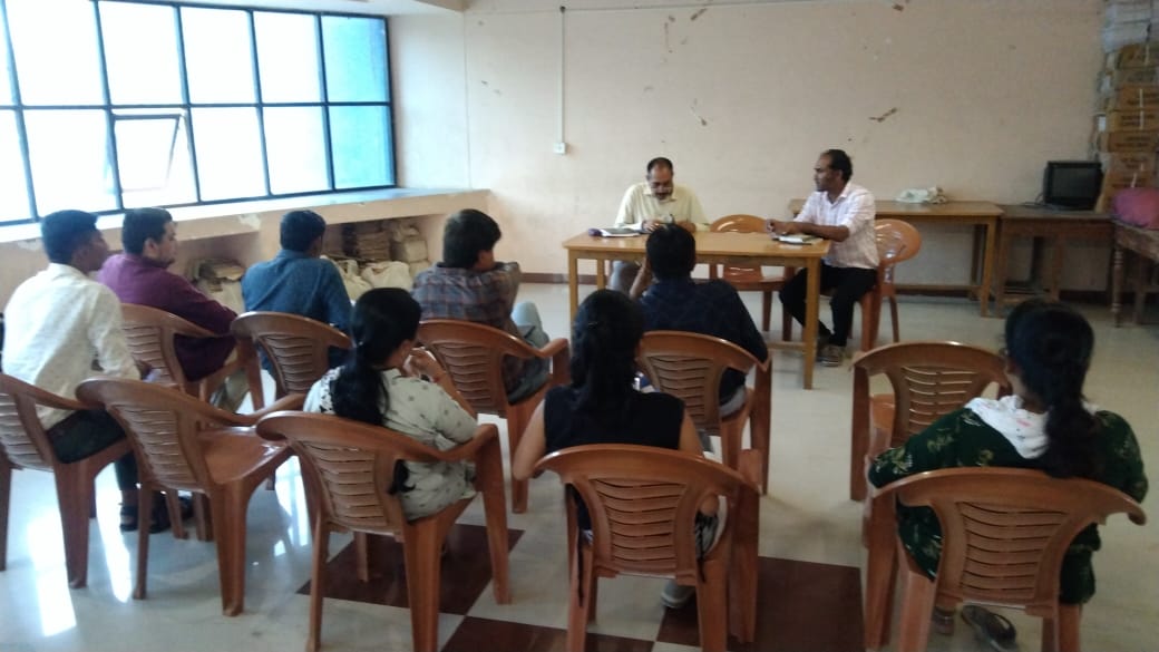 માન. વડાપ્રધાનશ્રીની તા.19/10/2022 ની જૂનાગઢ ખાતેની મુલાકાત અન્વયે વિસાવદર તાલુકાની તમામ કચેરીના અધિકારી/કર્મચારી સાથે બેઠક કરી, કાર્યક્રમના આયોજન અંગે તાલુકા કક્ષાના પ્લાન બાબતે ચર્ચા કરવામા આવી.<a href="/collectorjunag/">Collector Junagadh</a> <a href="/sdm_visavadar/">Prant Officer and SDM Visavadar</a>