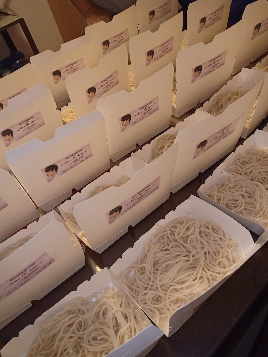 KristSingtoPh's tweet image. Thank you so much sa nag donate at mga nag purchase ng CS for #KristPerawat birthday. Sorry for being inactive naging busy lang sa pag prepare ng event today! Lovelots 🤟🥰

Other photos will be uploaded on October 18. 🎀✨

#KristSingtoPhilippines