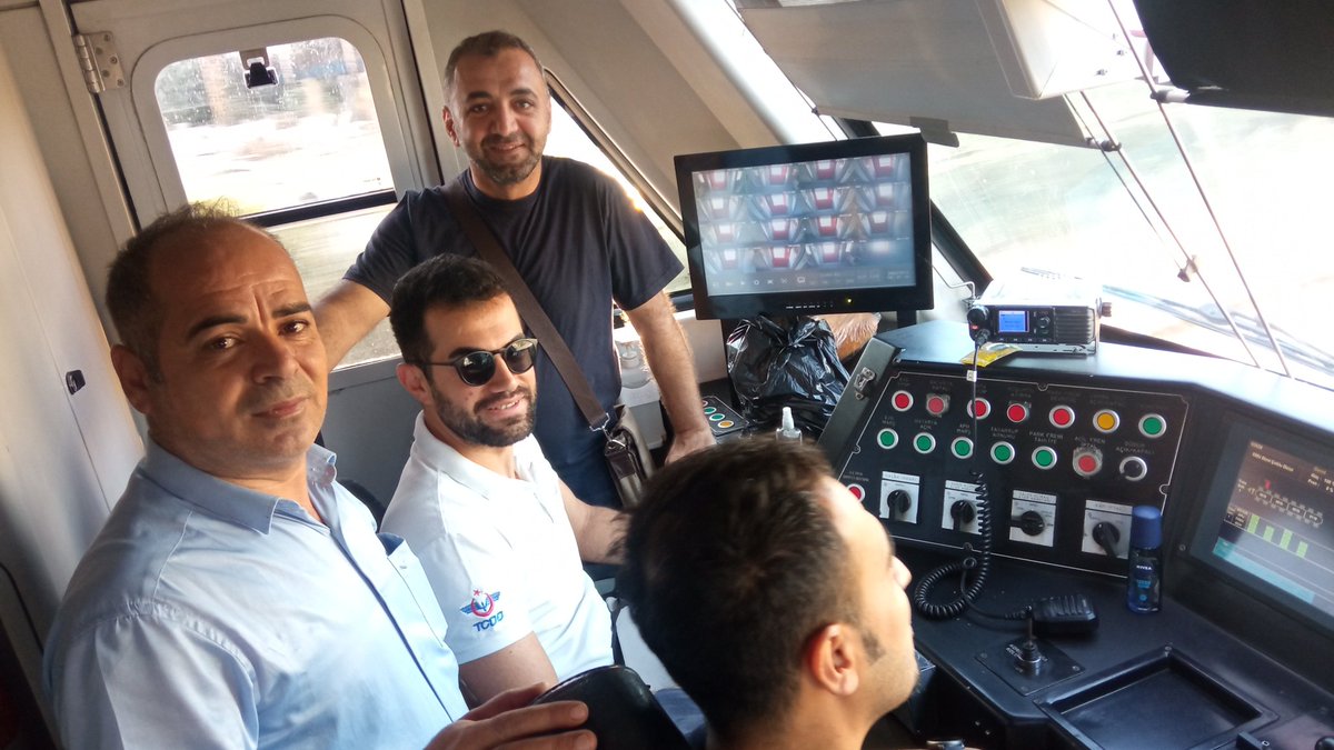 cumaliaktop's tweet photo. İşimiz Riskimiz Olmasın...!
TCDD A.Ş Genel müdürümüz @uyalcin_ Bey'in eğitim sonu mesajı..
''HERŞEYE RAĞMEN MAZERET YOK''
#Adana #demard olarak Seyrüsefer'de (görevde) olan meslektaşlarımızın sorunlarını dinliyoruz.!
#HayatUlaşıncaBaşlar
@akaraismailoglu
@OOrekci
@mehmeter2701 https://t.co/CeE6dOXl5i