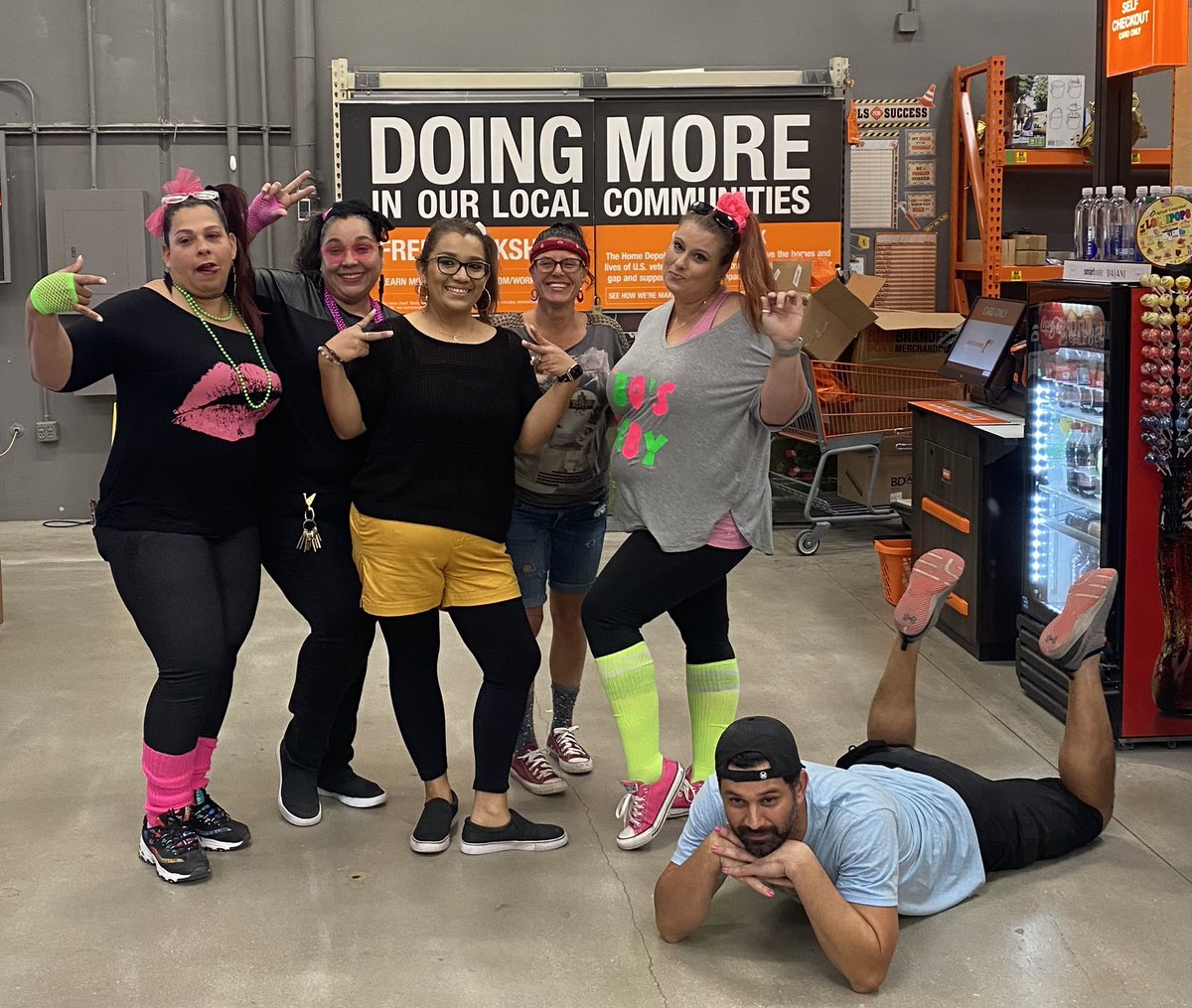 Amy Oaks tweet media