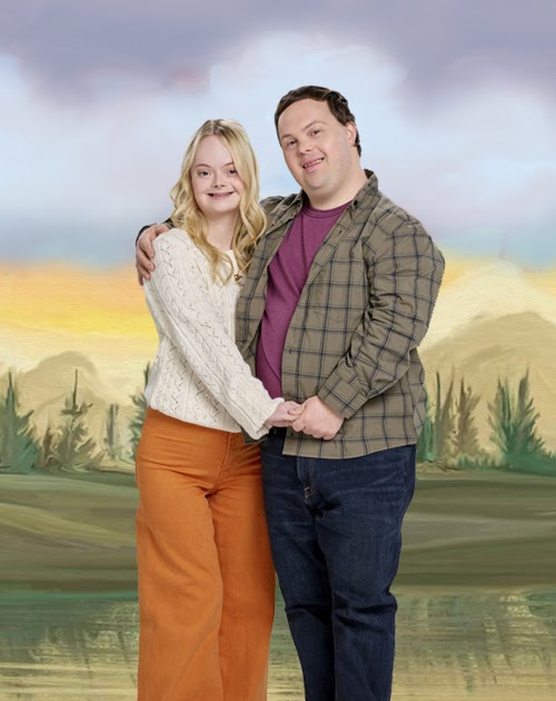 Encore Presentation: "Color My World With Love" - on the Hallmark Channel TONIGHT! dlvr.it/SZxj06