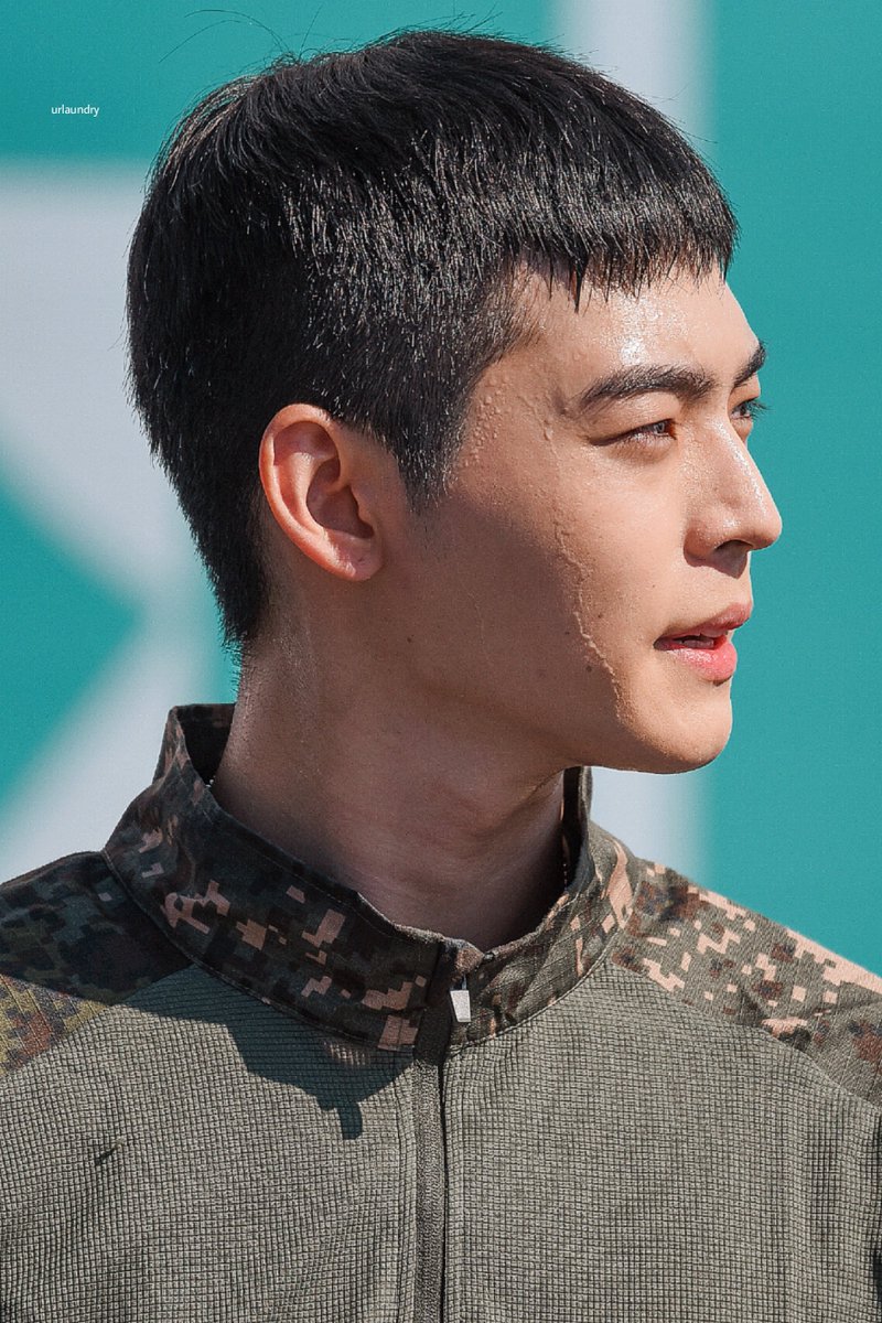 urlaundry's tweet photo. 221012
잘생겼어요...
#효진 https://t.co/1NShhe3xmq