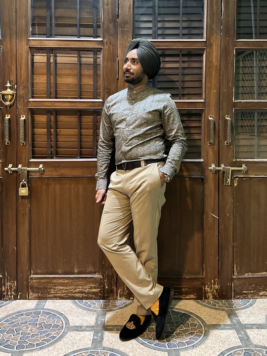 SufiSartaaj's tweet photo. ਇਹ ਅਨੋਖੀ ਹੈ ਲਿਯਾਕ਼ਤ ਇਹ ਨਿਆਰੀ ਲੋਰ ਹੈ !
ਮਰੑਜ਼ੀਆਂ ਦੇ ਮਾਲਕਾਂ ਦੀ ਬਾਤ ਹੀ ਕੁੱਛ ਹੋਰ ਹੈ !
Eh anokhi hai Liyaqat ;eh niyari Lorr hai
Marzian de Malkan d bat hi kuch hor hai
#satindersartaaj https://t.co/GID9p0cUOK