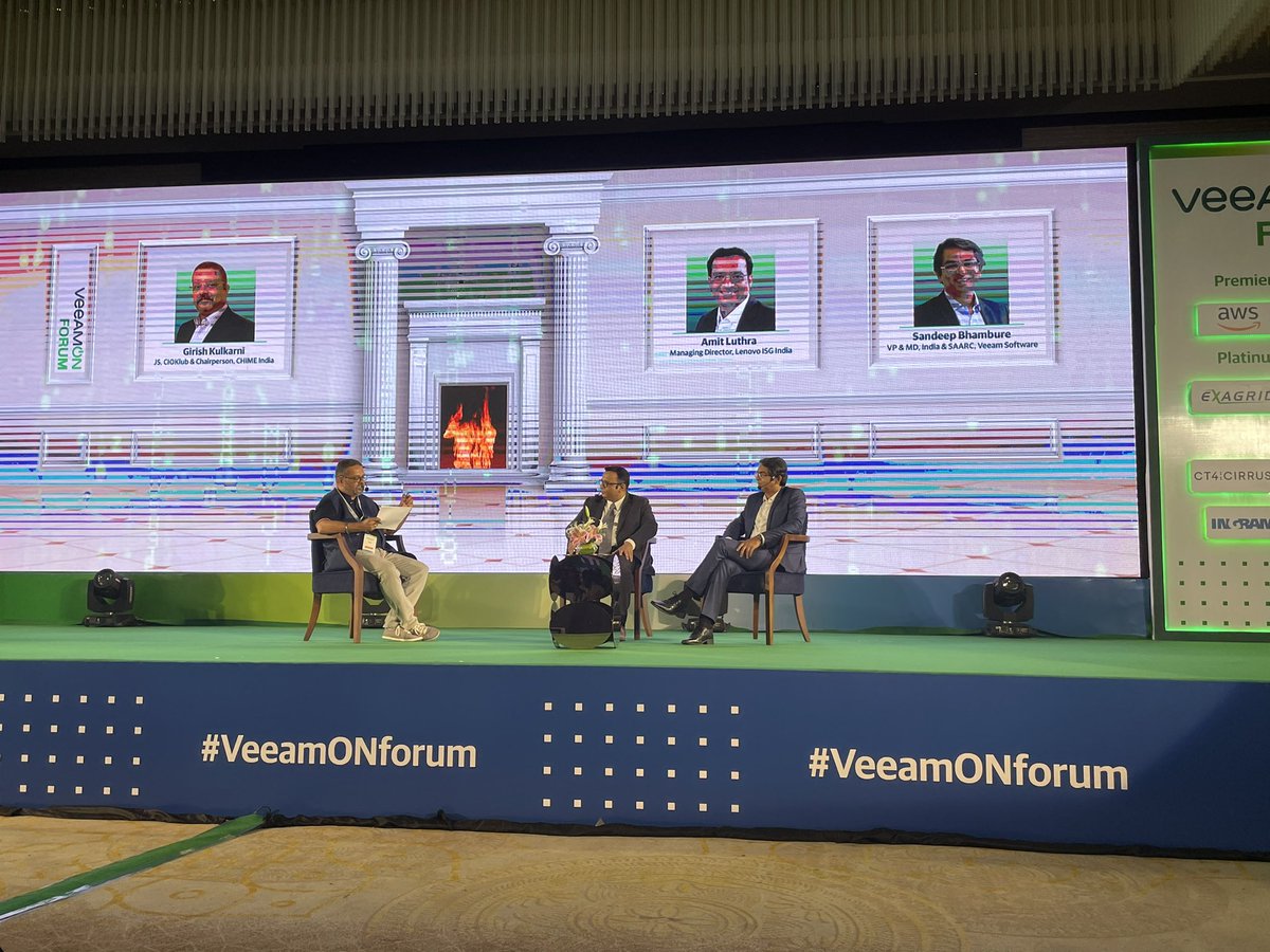 nisha_bhagwat's tweet photo. Interesting fireside chat at #VeeamONForum, listening to stalwarts reiterate the challenge of availability gap and the magnitude of the challenge and the need to address is #CloudComputing #dataavailability #novendorlockin https://t.co/GAXURYDncR