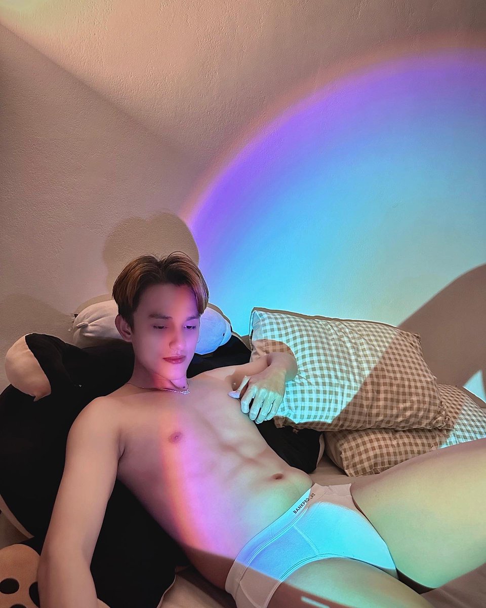 bankprd48's tweet image. พุงน้อยๆ งั้มๆมั้ย 🫣     

@FozyBox