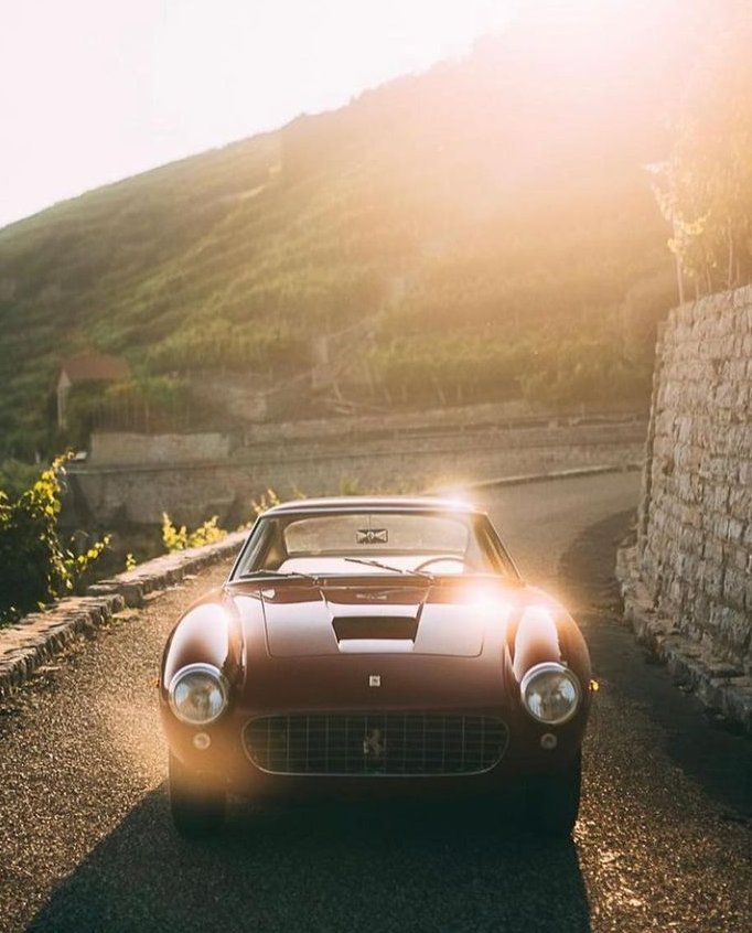 plan_cars's tweet photo. Lady in red •
Ferrari 250 GT SWB
#carsplan Photo by @Cars_plan
#250swb #ferrari250swb #ferrari #lamborghini #porsche #mclaren #audi #bmw #mercedes #bentley #rollsroyce https://t.co/vzb0ZqDUPP