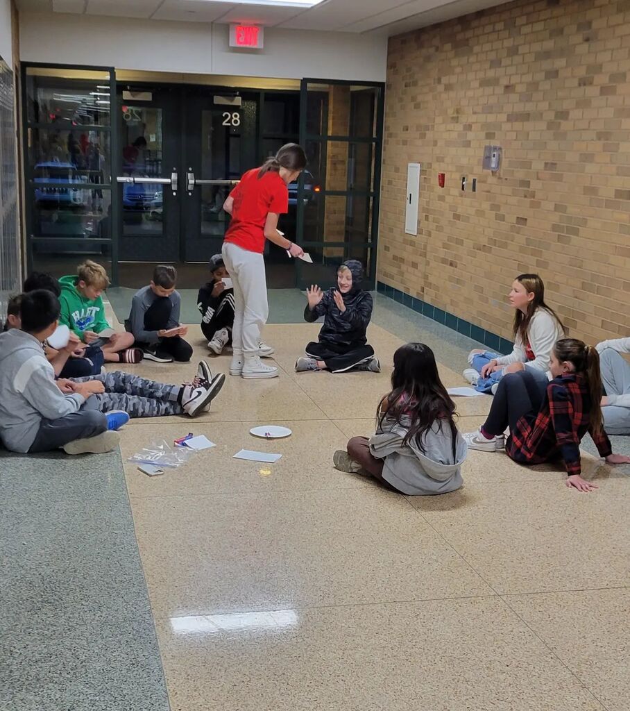 RCSHartMS's tweet photo. Small group conversations today for WEB Wensday! #LeadwithHart #OneHart #charactereducation https://t.co/7CPQk0zete
