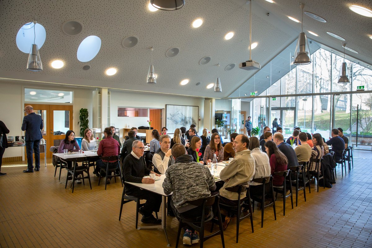 🗣️Would you like to conduct your research in an inspiring #interdisciplinary, #international environment? Do you wish to expand your network with international scholars and <a href="/AarhusUni/">Aarhus Universitet</a> ? An AIAS Visiting Fellowship may be something for you. Find more info👇 bit.ly/3yw7OAH