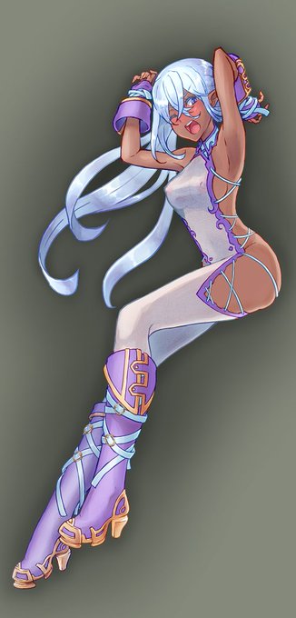 こうなり申した。タイツ生地のスーツで、魔力を込めてる間は胸と股間部分のデニールを濃くして透けを防止できるぞ!! 