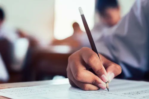 eschoolnews's tweet photo. Don’t wait to start helping #students ace their #APexams https://t.co/EzUKMutMeq #APtests #AP @UWorld https://t.co/AZDG8pPelW