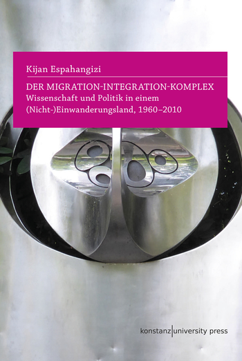 infoclio's tweet photo. Cliocast #20: @KEspahangizi spricht über die Entstehung, das Anliegen &amp; die Ergebnisse seines Buchs «Der Migration-Integration-Komplex» - ein hören- &amp; lesenswertes Beispiel, wie sich die Geschichtswissenschaft in gesellsch. Debatten einbringen kann! https://t.co/C9YDwrPDIG https://t.co/gNFT2UEJIH