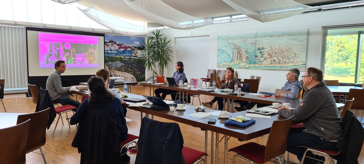 IETU_PL's tweet photo. Project meeting of the MISCOMAR+ project - 12.10.2022 Project implementers discuss research on restoring use value to marginal soils
➡️Miscanthus cultivation on contaminated soils
➡️production of paper from #miscanthus
#Miscomarplus #marginalland #contaminatedsoils
@PogrzebaMarta https://t.co/LrLpcKY4ZT