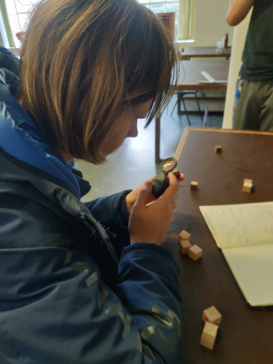 SameerMehra1's tweet photo. #Learningbydoing - This week 2nd year students of #TU838- BSc in #sustainable #timber #technology @SABE_TUDublin are learning how to identify #softwoods and #hardwoods based on macroscopic features using hand lens.
#woodscience #timbertechnology #upskilling #woodisgood https://t.co/56Gzfvw17b