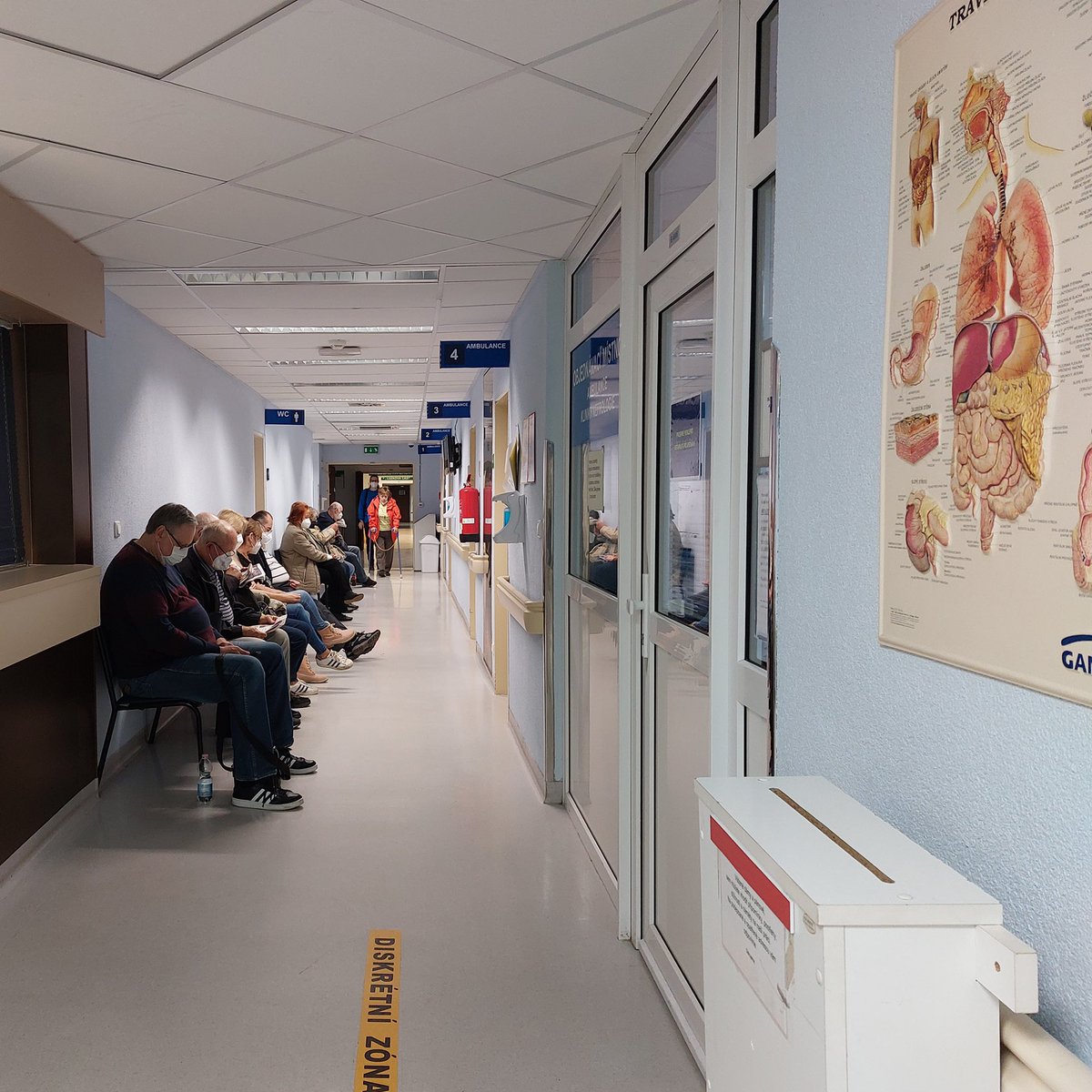 ikemcz's tweet photo. Děkujeme za respekt a ohleduplnost k ostatním, často těžce nemocným pacientům. ❤️ #respirator #respiracnionemocneni #ikempraha https://t.co/zVlxNIhxjL