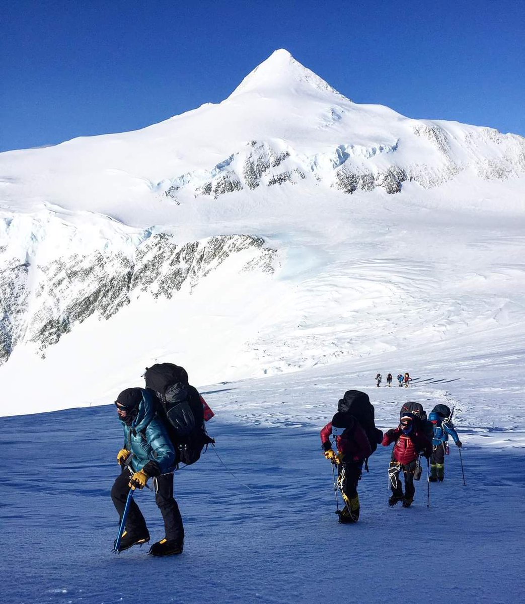 HeavenRidersIND's tweet photo. Mountains are calling 

#mountains #ClimbTheMountain #hiking #trekking #Adventure #alps #himalayas https://t.co/7ZWOG4ufQI
