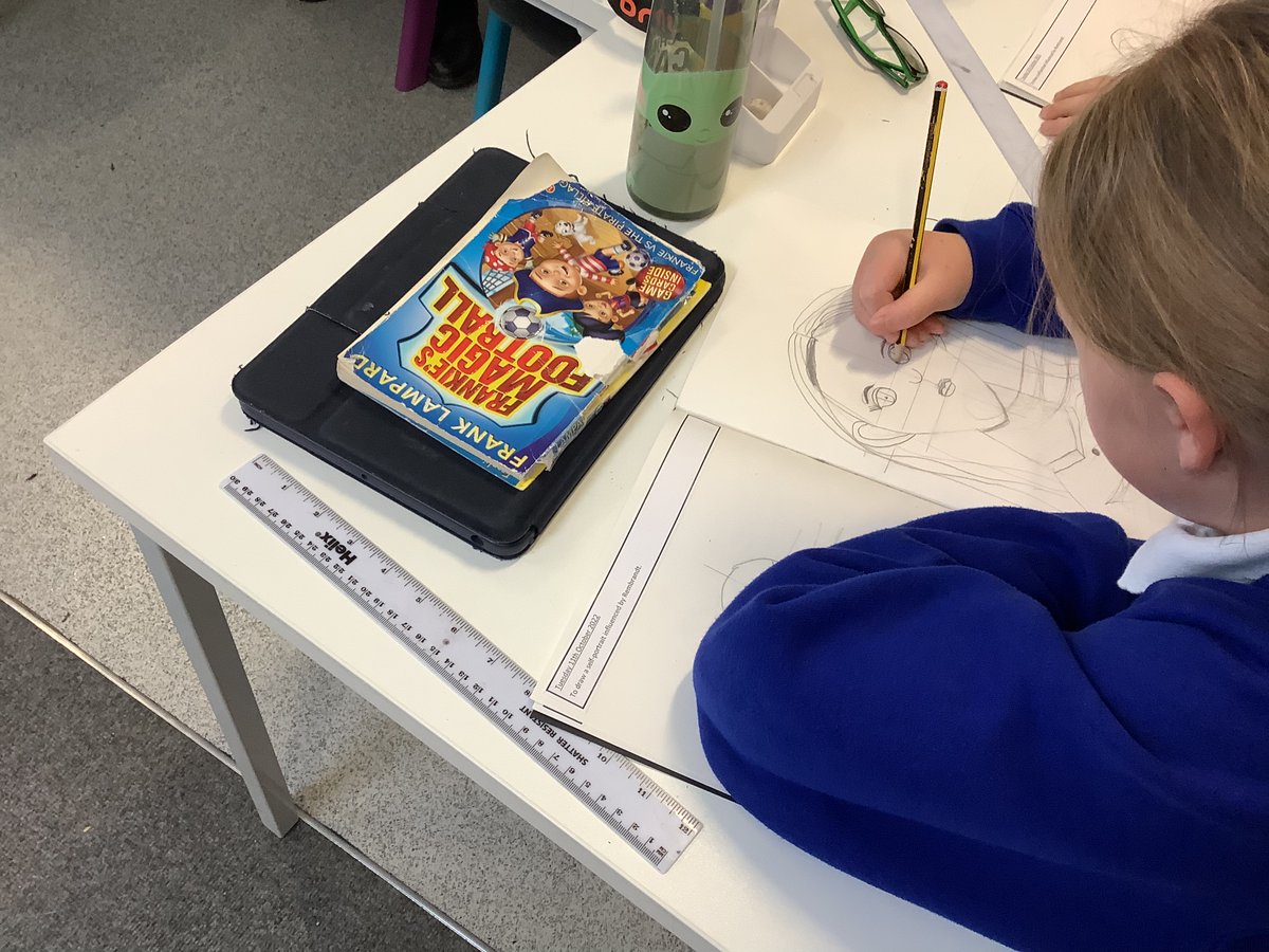 OABroadoak's tweet image. 4BT created self-portraits in the style of Rembrandt this week #y4 #artists #selfcontrolled