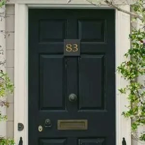 Head to our shop today to create your very own bespoke plaque using our customisation tools 😀👇

buff.ly/3EQJZnY  #stonesign #stoneplaques #houseplaques #housesign #houserenovation #sign #stone #calligraphy #handfinished #stonemasonry #signage #font #home #design