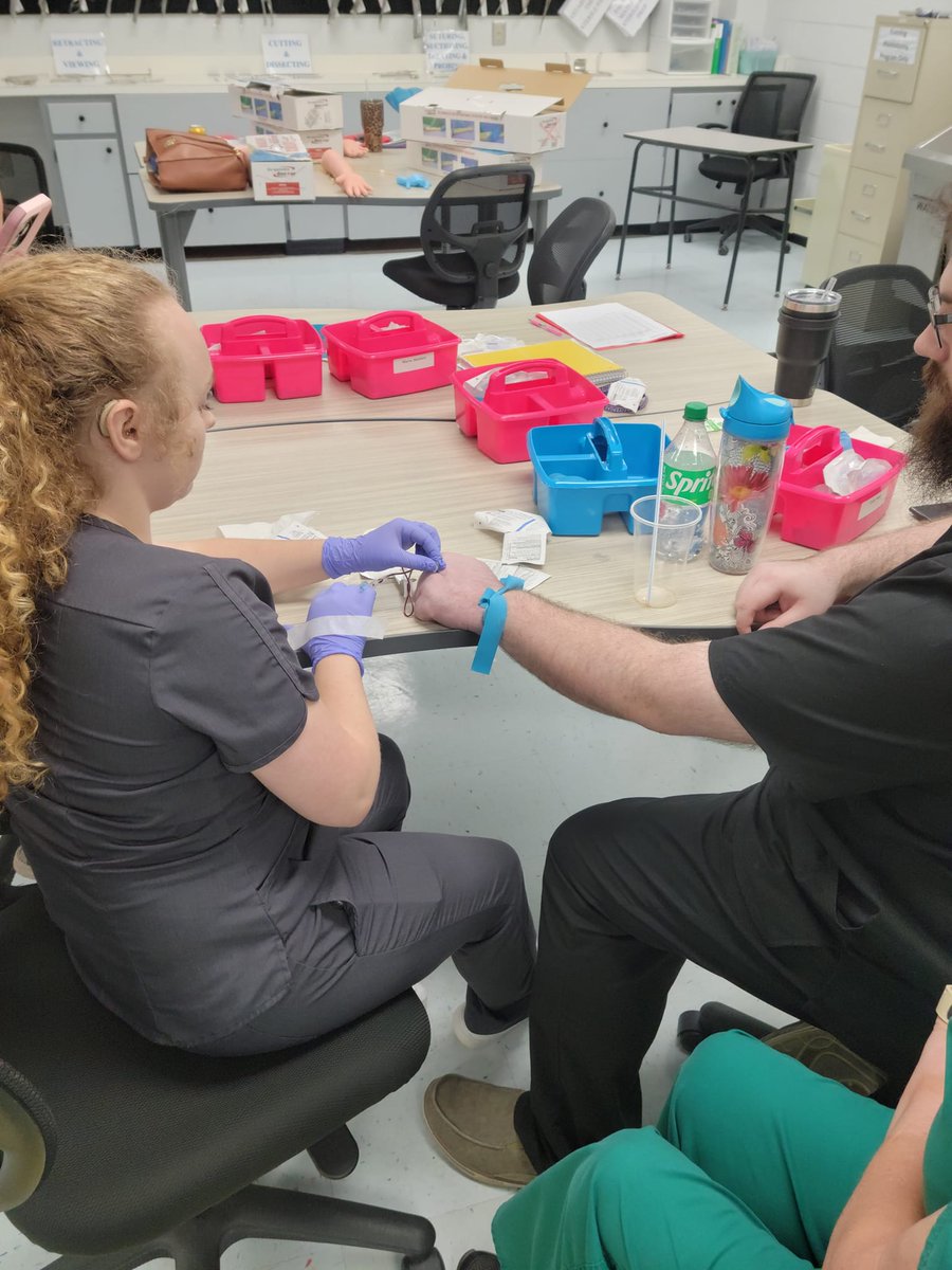 Phlebotomy got first sticks last night!

#GrowYourFutureWithUs