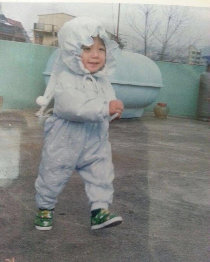 B͟o͟͟b͟͟. tweet media