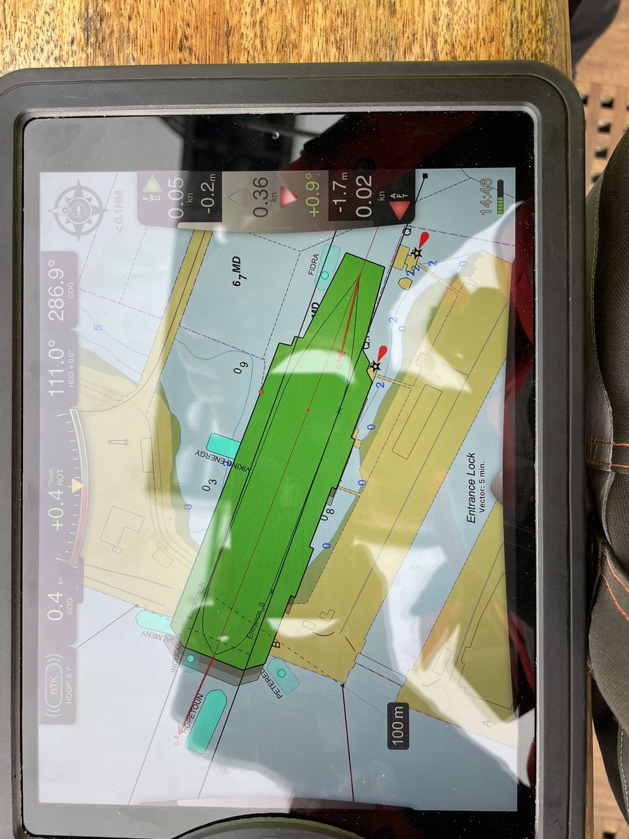 ForthPilots's tweet image. Pilot’s view when you’re berthing the UK’s most sophisticated warship. Awesome pilotage on show by the highly skilled @ForthPilots ,tugs and everyone involved in getting  @HMSPWLS into Babcocks Rosyth on the Firth of Forth