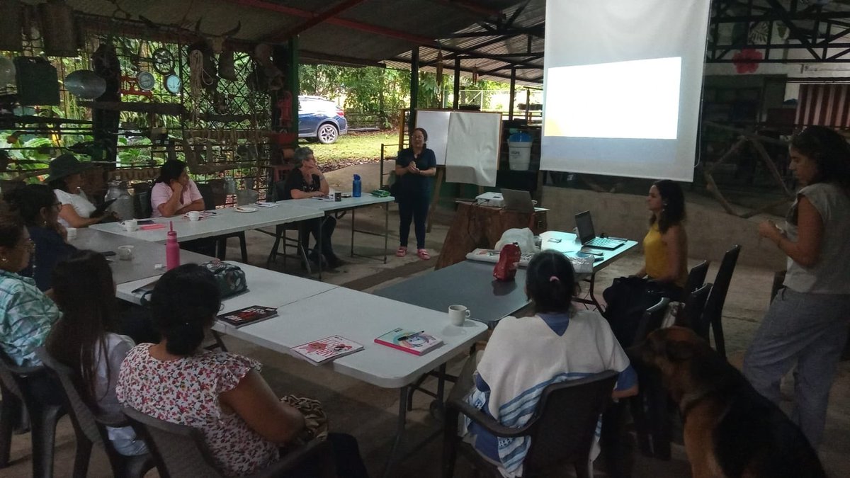 SOrinoquia's tweet photo. #Esta semana #TallerLiderazgoMujeres dirigido a propietarias de 13 #RNSC de #Casanare y #Meta, del #SirapOrinoquia en @ranchocamana y facilitado por @BirdLife Internacional y @AsoCalidris. @ParquesColombia @camana_y #TodosSomosSirapOrinoquia https://t.co/3k8aFrXnfe