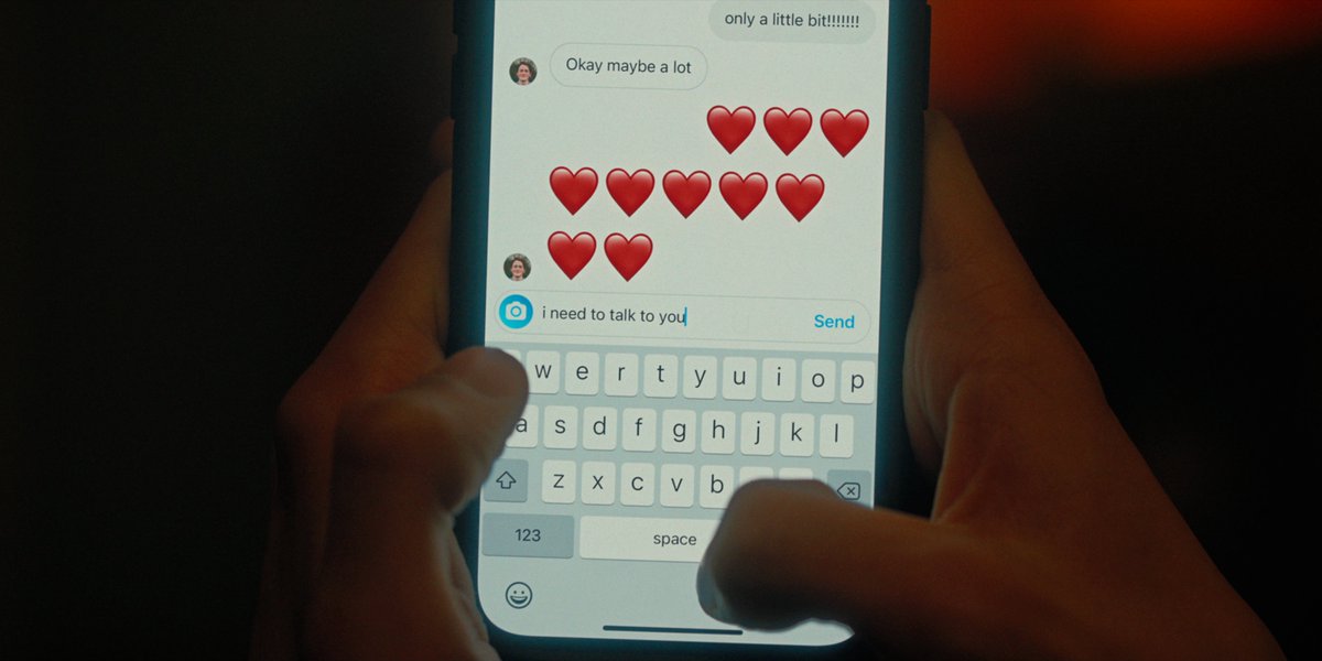 NetflixUK's tweet photo. Nick and Charlie's chat history, as created by @AliceOseman for Heartstopper S1 🍂🍂🍂 https://t.co/sZQgbb7TGc