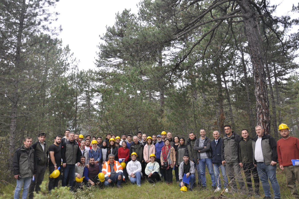 kastamonuobm's tweet photo. Kastamonu Üniversitesi Orman Fakültesi Orman Mühendisliği Bölümü son sınıf öğrencilerinin  Ormancılık Uygulamaları Dersi kapsamında İhsangazi Orman İşletme Müdürlüğü İhsangazi Orman İşletme Şefliğinde Silvikültür tatbikatı gerçekleştirildi. https://t.co/Ta4sgC3BSY
