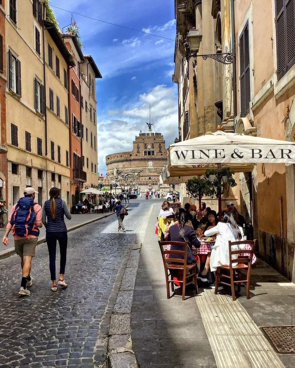 A cozy bar🥂near Castel Sant'Angelo, #Rome, #Italy 🇮🇹 - 📸 Photo © by instagram.com/marina.cleo 🙌 Follow 👉 instagram.com/amazing__europe