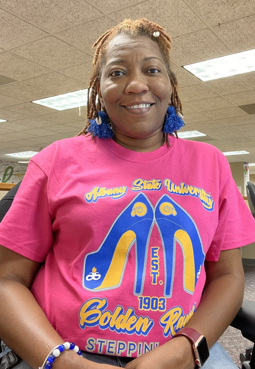 TemikaLaShun35's tweet photo. I wear pink in honor of my Mother-In-Love #breastcancersurvivor @Thrive_CAS @LifeAtATT https://t.co/d9mr2feuJv
