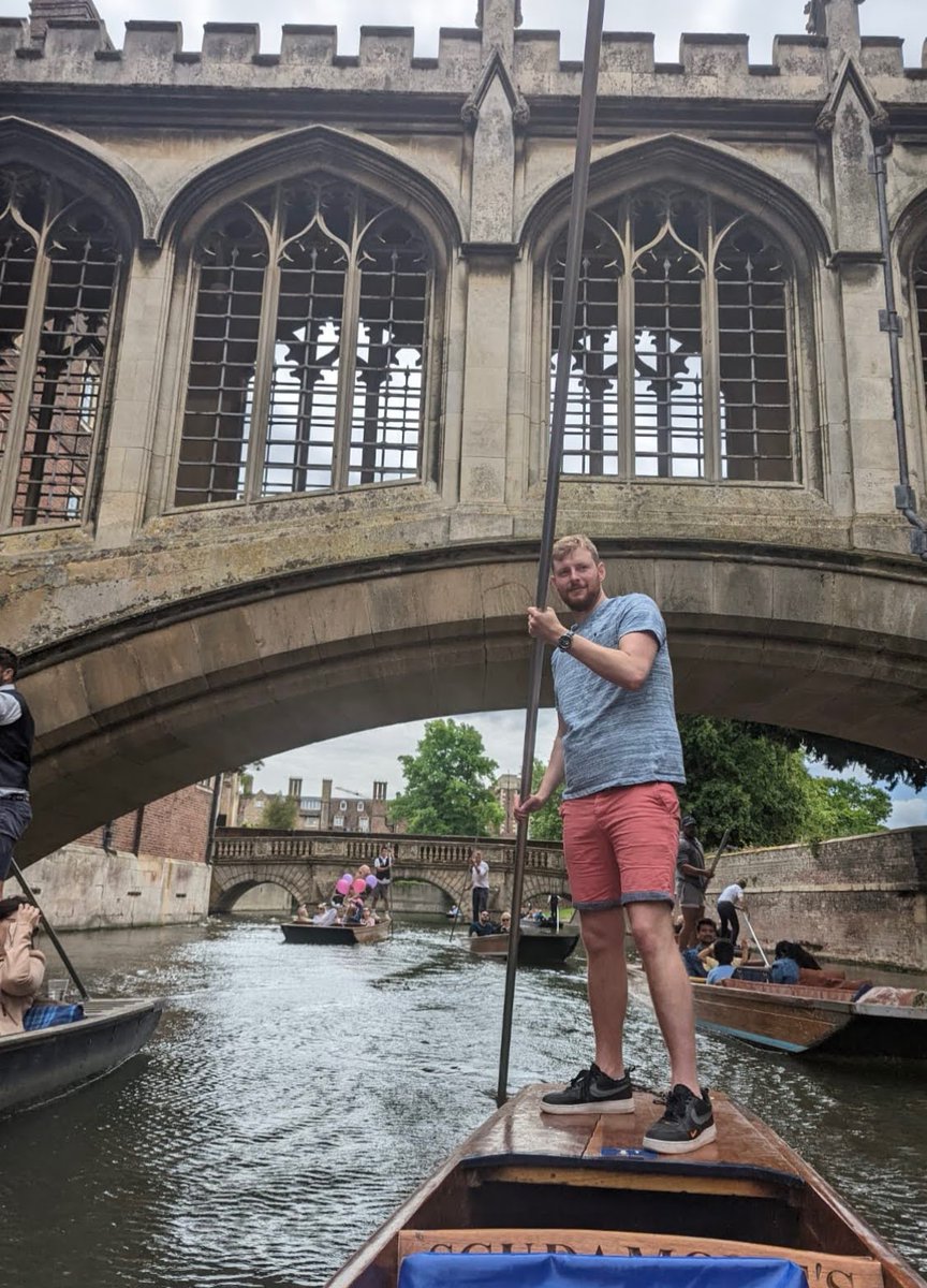 Meet <a href="/DysonGrav/">Conor Dyson</a> 🇮🇪!
He is one of our new PhD students after completing his masters at <a href="/FacultyMaths/">Faculty of Mathematics - University of Cambridge</a>. His interests are in modelling binary black hole systems and the possibilities they provide in discovering new physics.