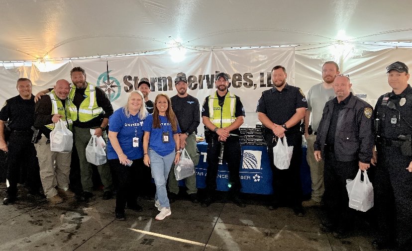 ⁦@RSWAirport⁩ team @united putting core4 caring into action again. We are supporting police & other first responder in our community with snacks & supplies to make their work day better. #GoodLeadsTheWay @Tobyatunited @MikeHannaUAL @DJKinzelman @LouFarinaccio @SCarnes1978