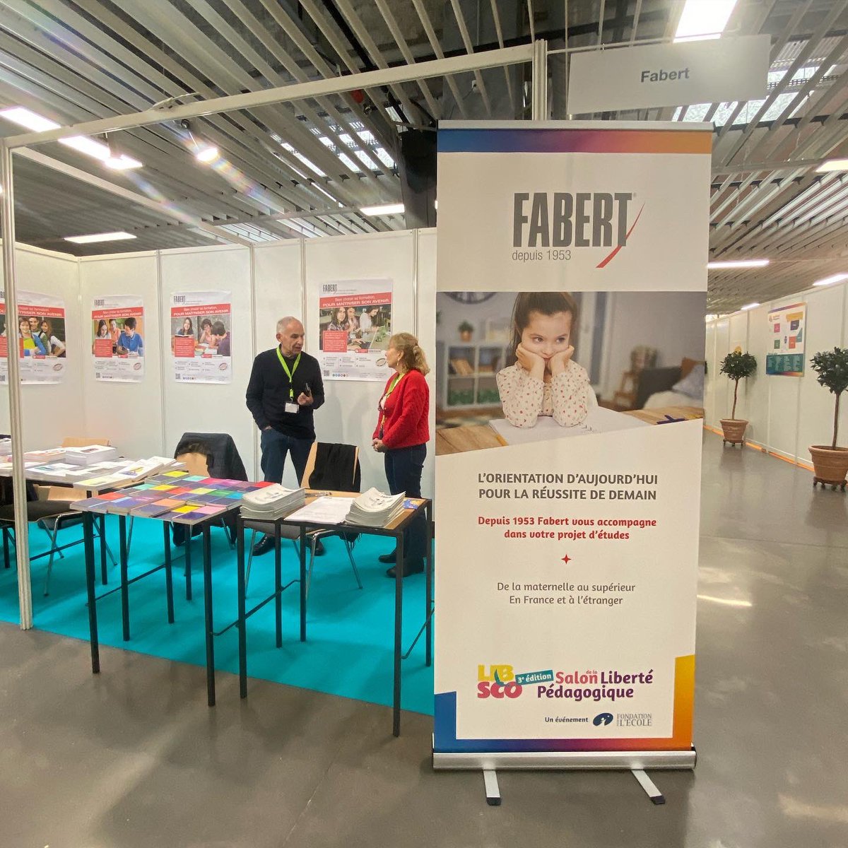 FabertEducation's tweet photo. Quelques clichés de notre stand au salon LIBSCO 😍
#libsco #pedagogie #salon #librairie #livre #paris #parents #enseignants #education https://t.co/achOVWPnNl