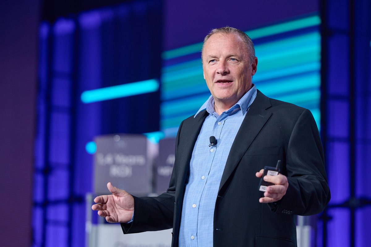 Tom_IFS's tweet photo. Sharing highlights from the first days sessions at #IFSunleashed!

CEO @DarrenRoos kicked off the morning's keynote, @WorldBizBuz showcased the capabilities of the latest version of #IFSCloud.

@rwang0 shared his PoV on the latest industry trends and predictions. https://t.co/QMFHz6Y2kp