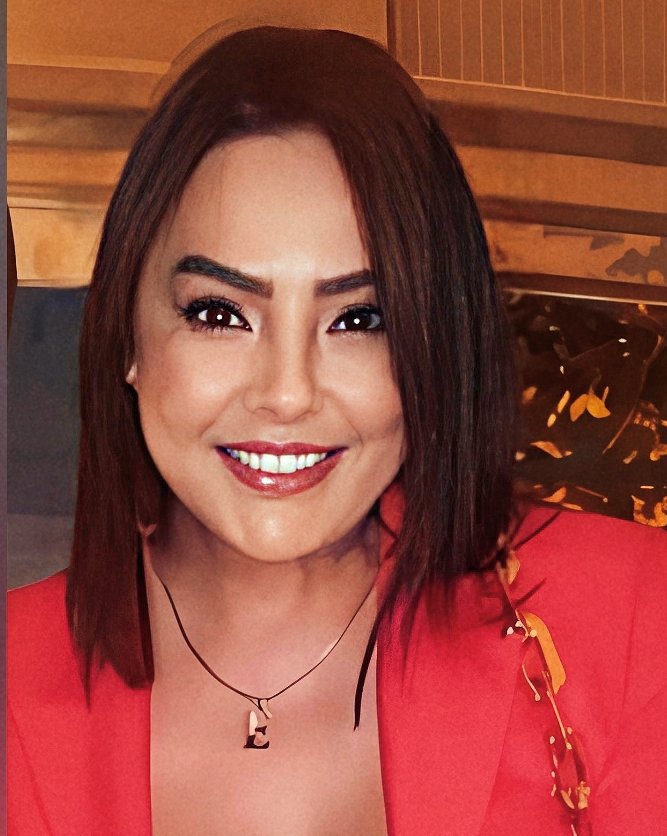nazmiyesabri's tweet photo. #iyikidoğdun #devses #kocayürek #ebrugündeş
#iyikivarsın 🙏❤️ Sağlıkla ve sıhhatle nice yaşlara Sen şarkılar söyle biz dinleyelim 🙏😍 @EbruGundes https://t.co/chj4O9D4ow