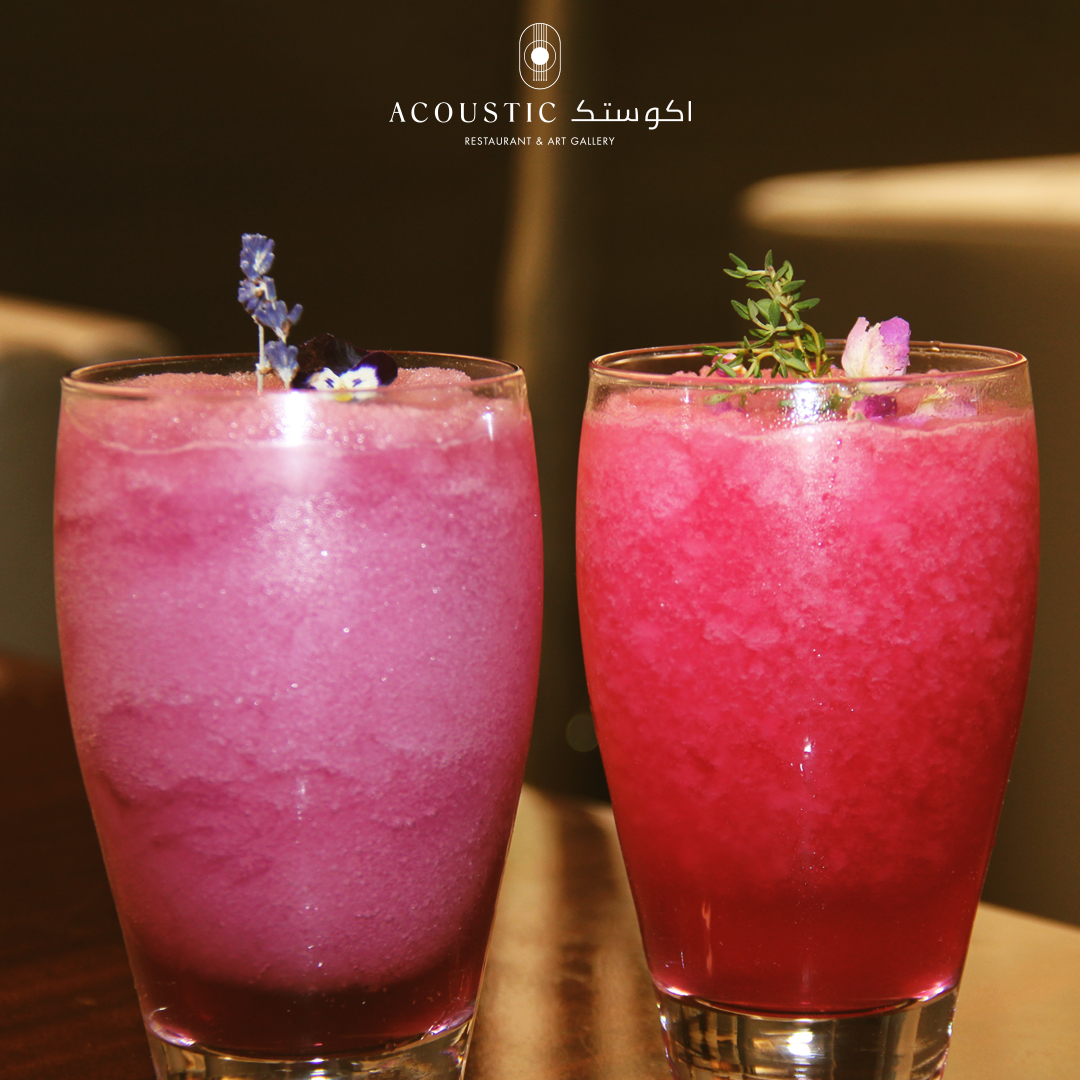 acousticksa's tweet photo. Sweet dreams are made of lemonade. Rose lemonade and Lavender lemonade 💕🍹Lemon blended with Rose syrup &amp; Perfumed with Rose Water or Lavender.
Reservation 🤙 0114164363
Follow us on Instagram, Facebook &amp; Twitter 
👉 @acousticksa 
#lavenderlemonade #roselemonade #lemonade https://t.co/8mon6yZUhc