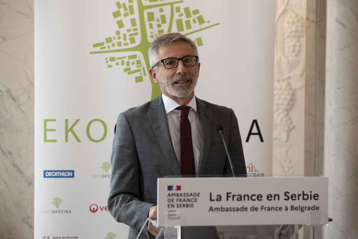 FranceenSerbie's tweet photo. Prix du concours "EKOOPSTINA"- villes durables  remis aux villes et municipalités de Bačka Palanka, Čajetina, Leskovac, Kragujevac, Užice, Niš,Novi Sad et à 2 écoles de Vranje et Mionica.🙏partenaires  #Veolia #Decathlon #saintgobain @skgo_sctm @naled_serbia @eusrbija @UNDPSerbia https://t.co/xrTnGtvI2C