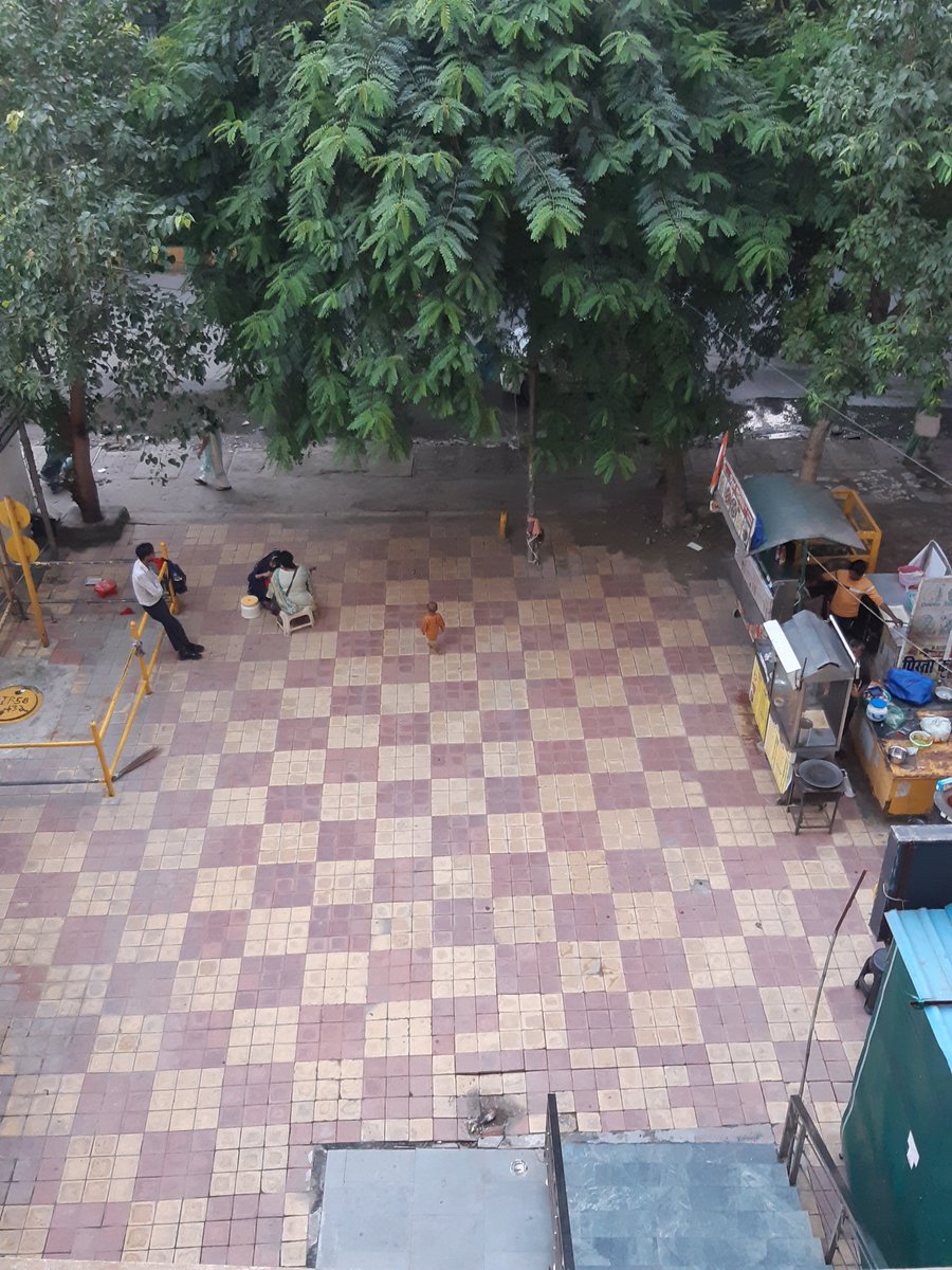 thiya369's tweet photo. @gdagzb @UPGovt @dm_ghaziabad @myogiadityanath @CMOfficeUP 

 Encroachment of setback area Sunrise greens, Indirapuram. many illegal encroachment around our society which is   safety and security issue fr residents .Gas pipeline line and fire accidents are in high treat. https://t.co/0qAADBHaDw